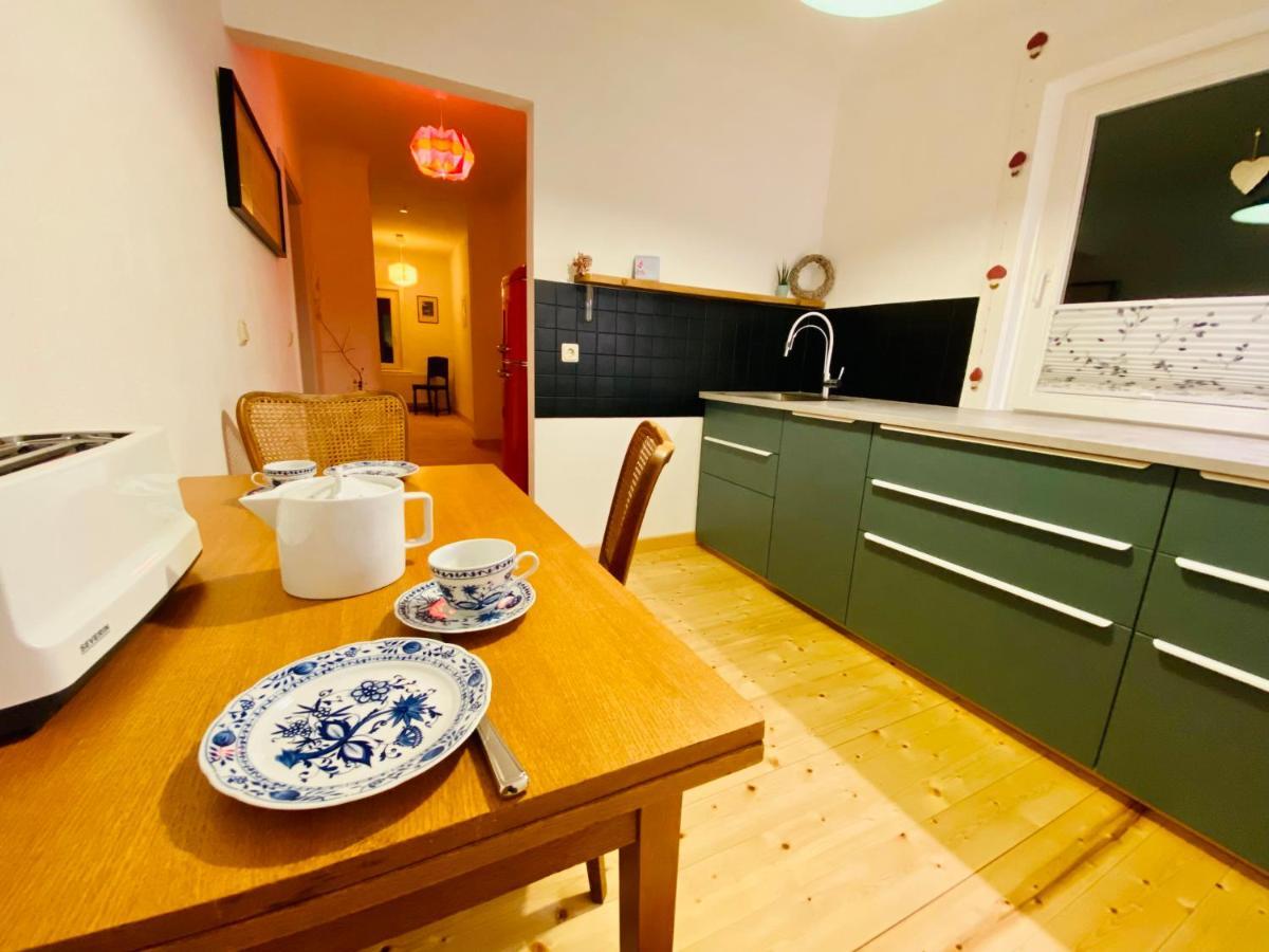 Kuschelige Helle Ferienwohnung Gotha Bagian luar foto