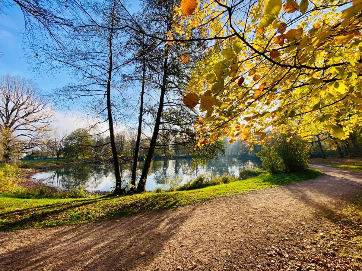 Kuschelige Helle Ferienwohnung Gotha Bagian luar foto